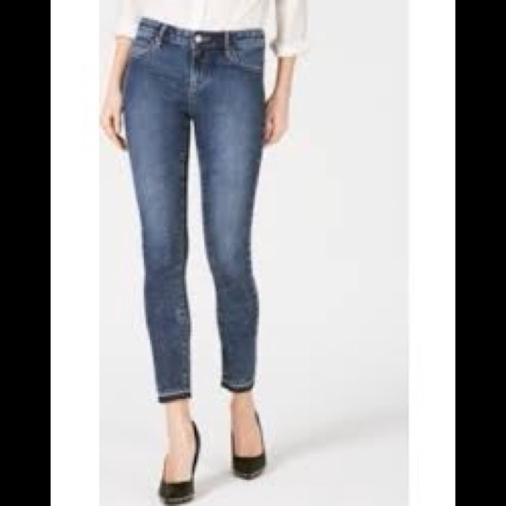 Article of society Carly released hem jeans
